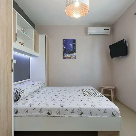 Romantica Jesenice (Split-Dalmatia)