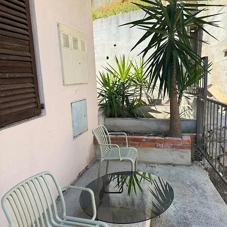 Romantica Apartamento Jesenice (Split-Dalmatia)