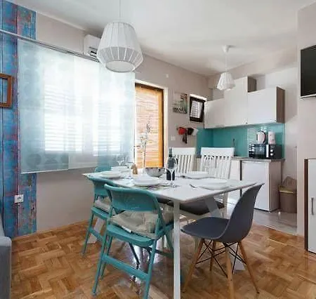 Apartament Romantica *